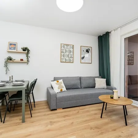 Apartment Rentero Bright New With Balcony Near O2 Arena *
