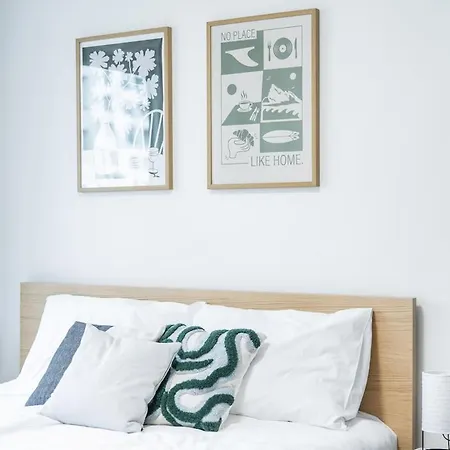 Apartment Rentero Bright New With Balcony Near O2 Arena Prague