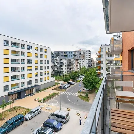 Apartment Rentero Bright New With Balcony Near O2 Arena