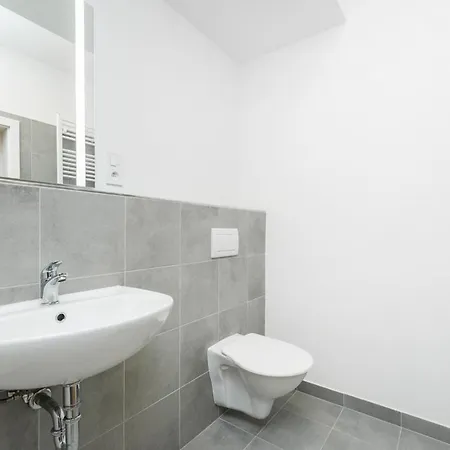 Rentero Bright New With Balcony Near O2 Arena Apartment *