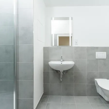 Apartment Rentero Bright New With Balcony Near O2 Arena *